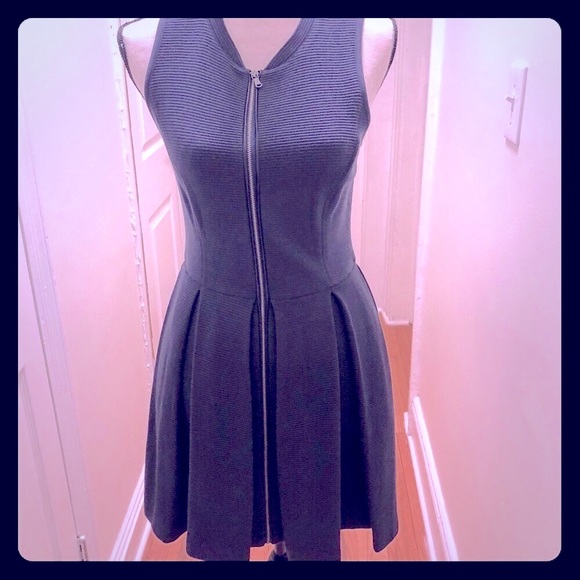 Club Monaco Dresses & Skirts - Club Monaco dress